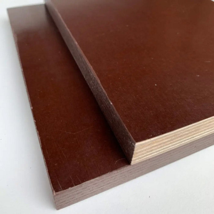 Ламинированная фанера СВЕЗА сорт 3/3 21х1220х2440 мм